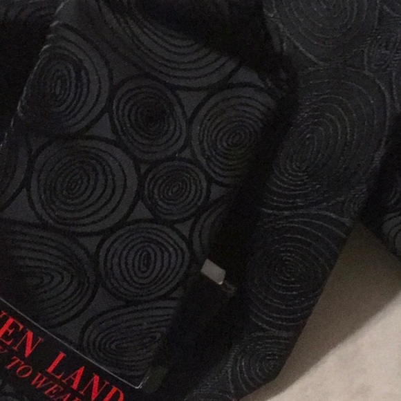 Silk Tie & Hankie Set - Picture 4 of 5